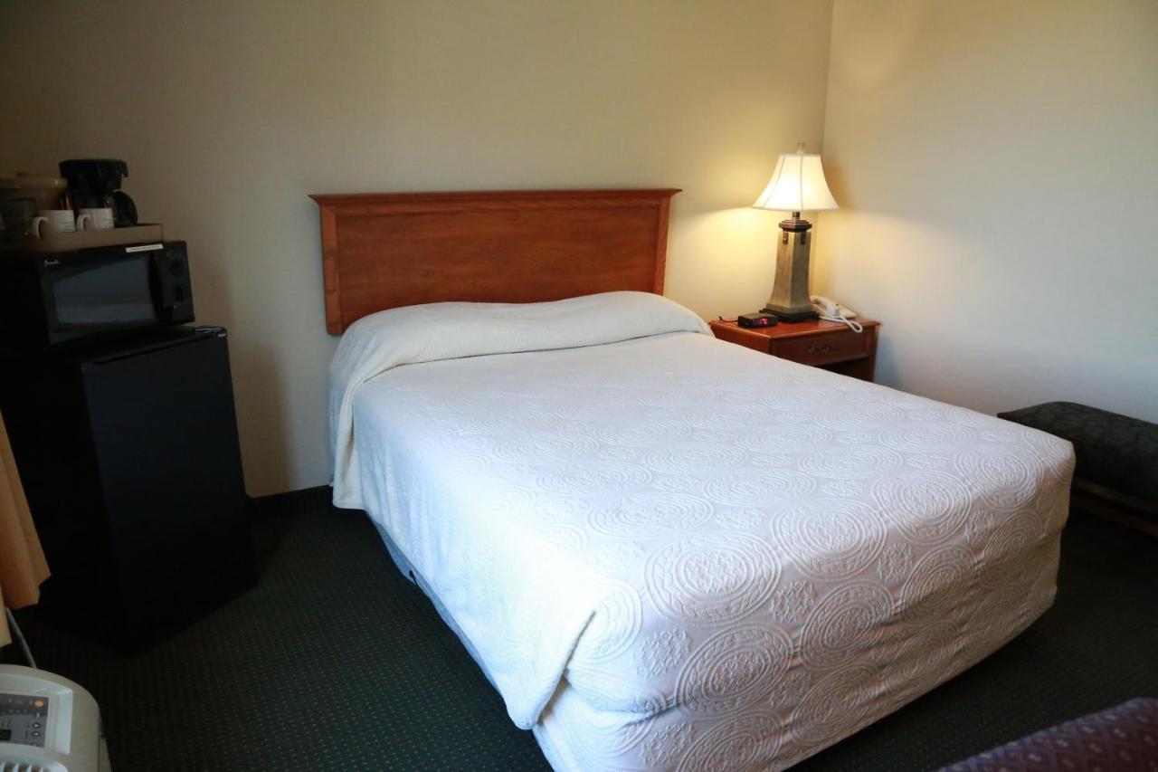 Horizon Inn & Suites West Point Екстериор снимка