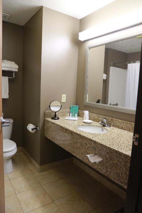 Horizon Inn & Suites West Point Екстериор снимка