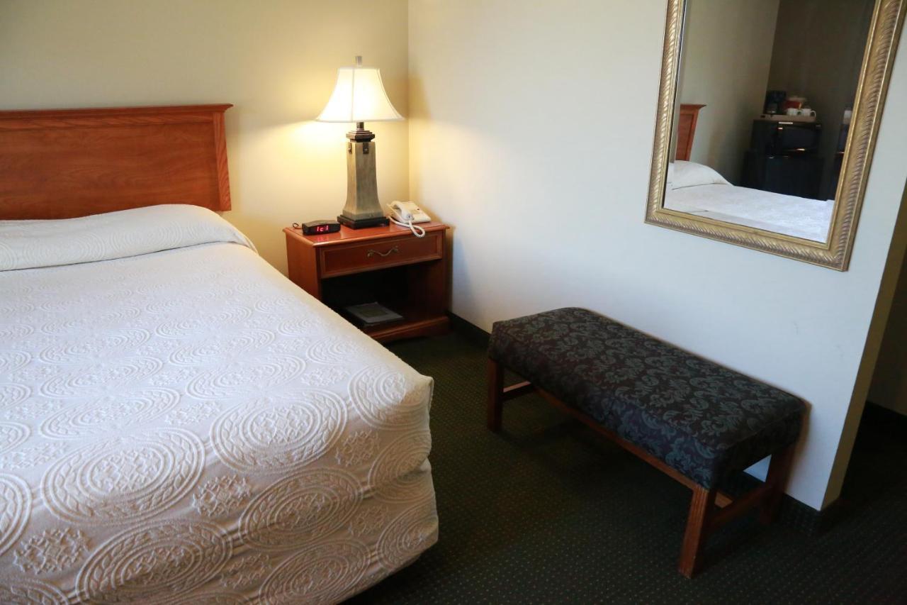 Horizon Inn & Suites West Point Екстериор снимка