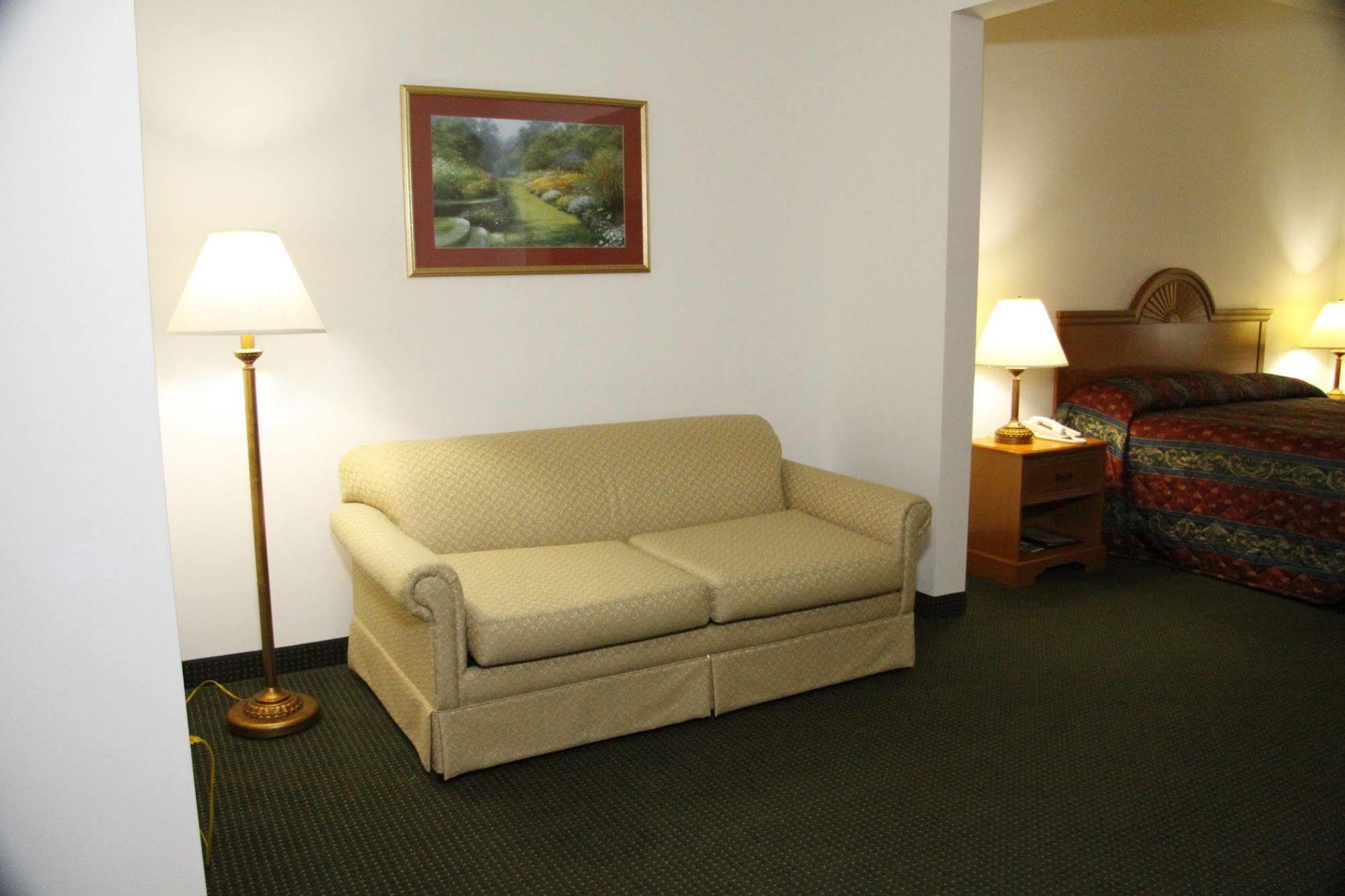 Horizon Inn & Suites West Point Екстериор снимка