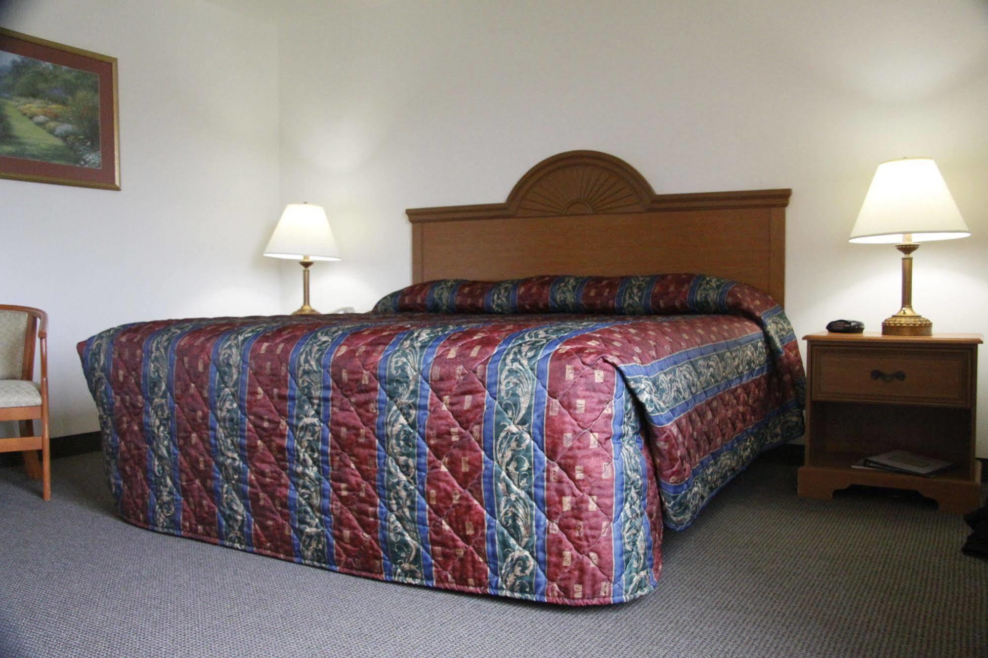 Horizon Inn & Suites West Point Екстериор снимка