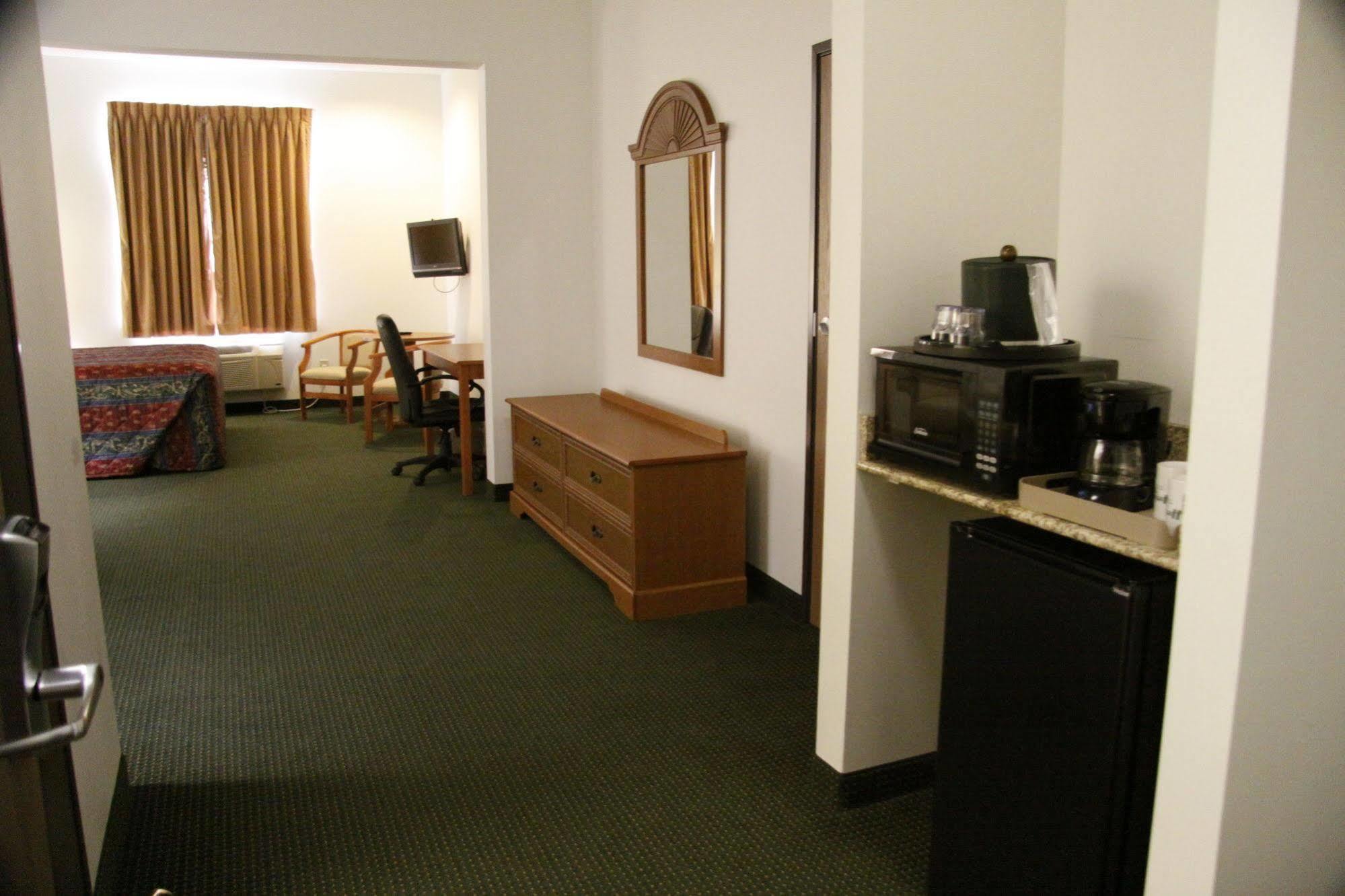 Horizon Inn & Suites West Point Екстериор снимка